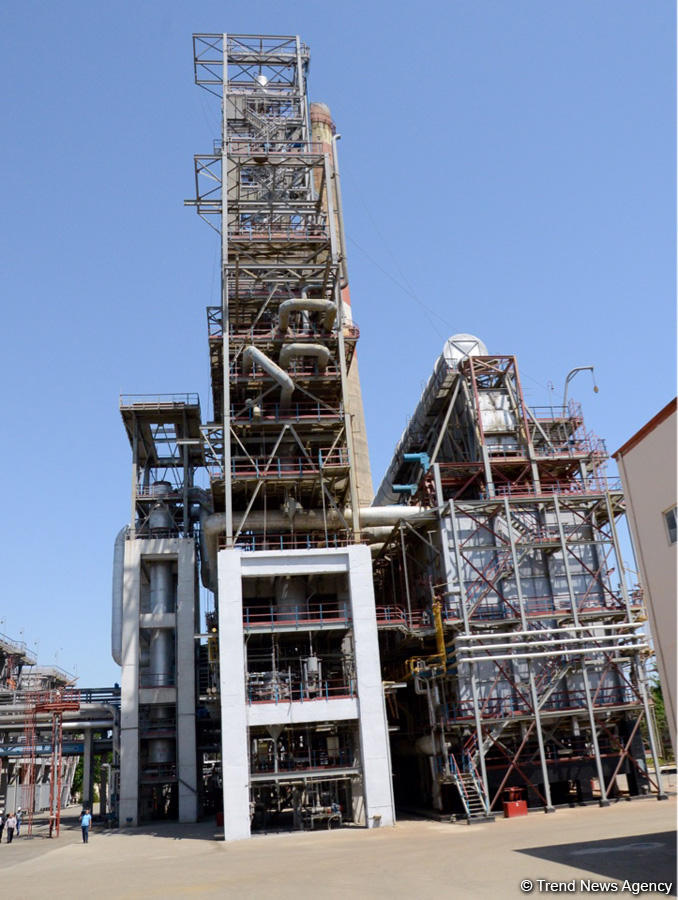 SOCAR Neft Emalı Zavodunda yeni qurğu istifadəyə verib (FOTO)
