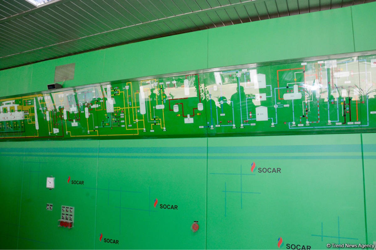 SOCAR Neft Emalı Zavodunda yeni qurğu istifadəyə verib (FOTO)