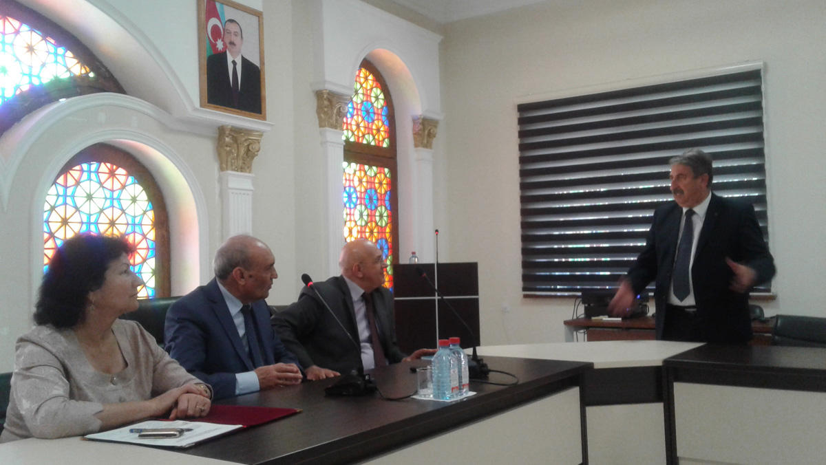 Bilik Fondu rayonlarda mühazirələrini davam etdirir (FOTO)