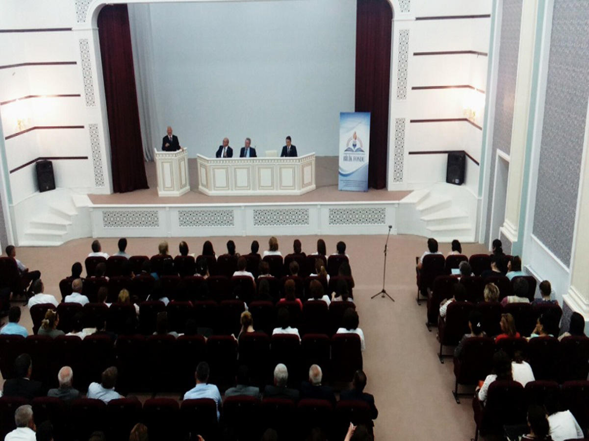 Bilik Fondu rayonlarda mühazirələrini davam etdirir (FOTO)