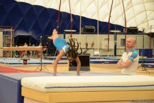 İdman və akrobatika gimnastikası üzrə Bakı çempionatı və Azərbaycan birinciliklərinə start verildi (FOTO)