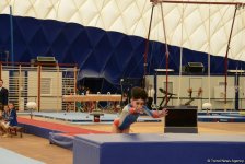İdman və akrobatika gimnastikası üzrə Bakı çempionatı və Azərbaycan birinciliklərinə start verildi (FOTO)
