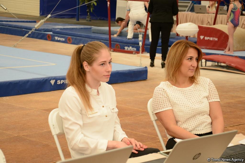 İdman və akrobatika gimnastikası üzrə Bakı çempionatı və Azərbaycan birinciliklərinə start verildi (FOTO)