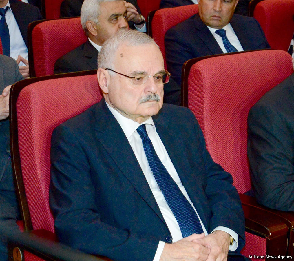 Energetika naziri Natiq Əliyevlə vida mərasimi keçirilib (FOTO) (YENİLƏNİB)