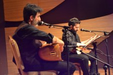 Beynəlxalq Muğam Mərkəzində ozanların ifasında İrfan türküləri səslənib (FOTO)