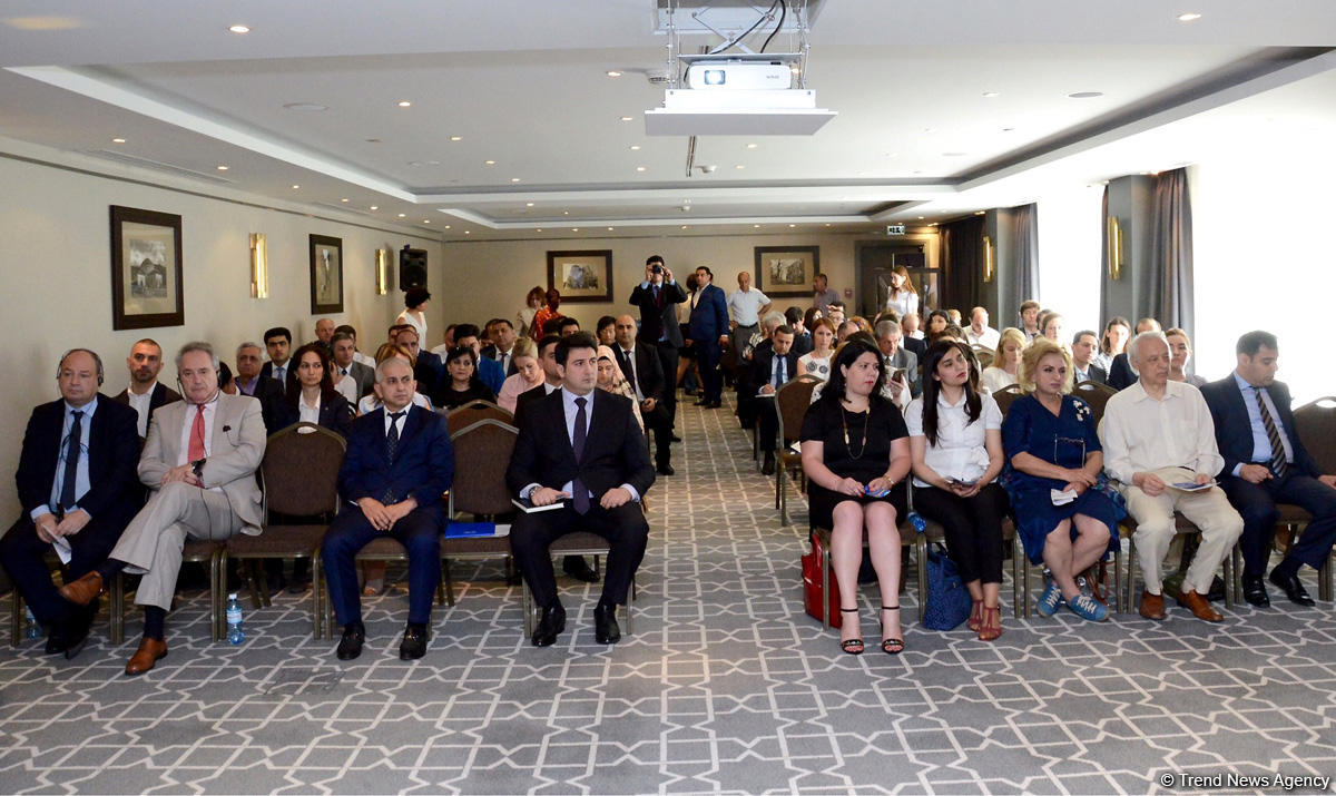 Bakıda insan alverinə qarşı mübarizə ilə bağlı yeni layihə başladı (FOTO)