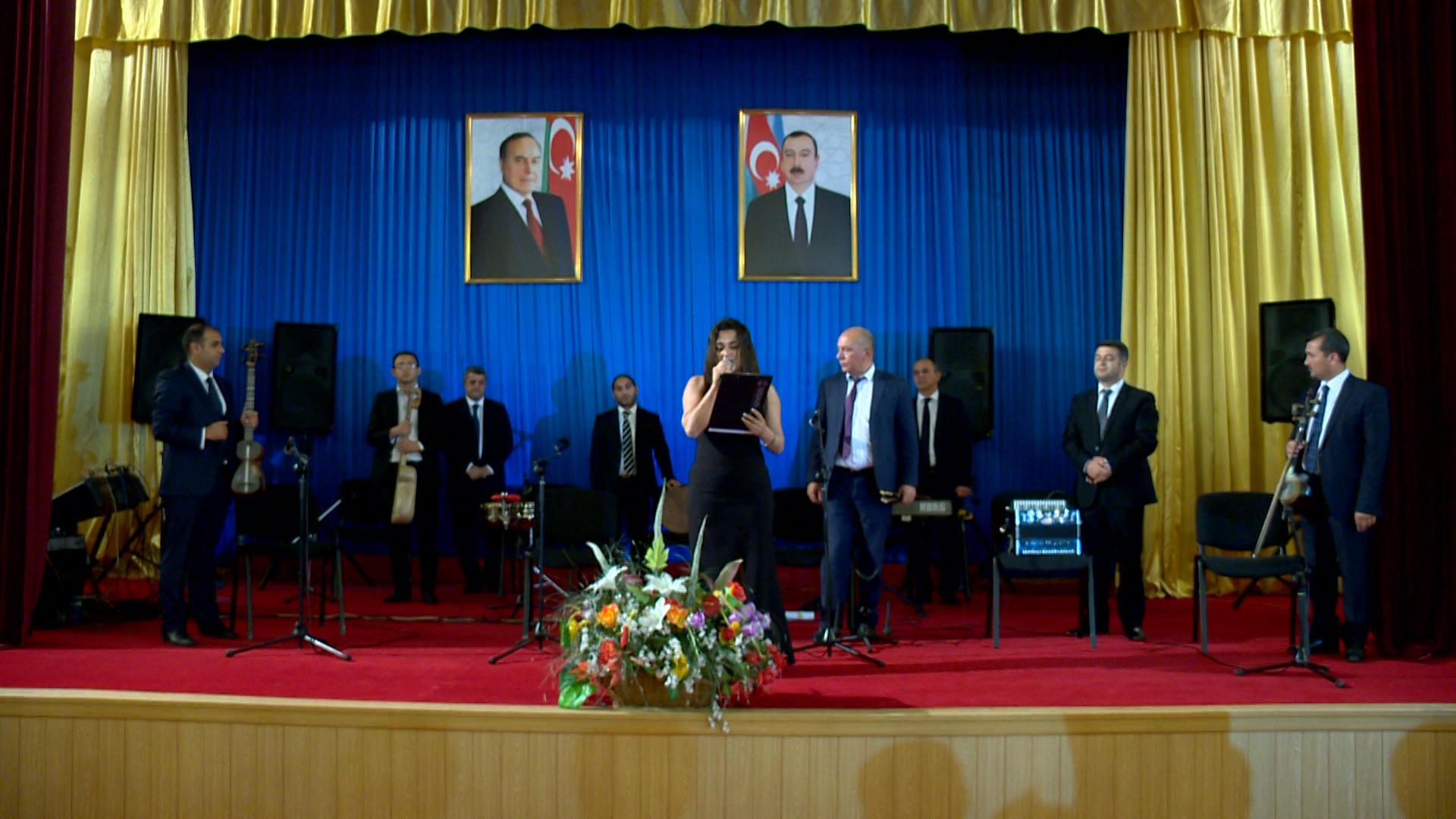 Ağsuda Qurtuluş gününə həsr olunmuş konsert keçirilib (FOTO)