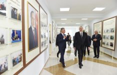 Prezident İlham Əliyev Cocuq Mərcanlıda yeni inşa olunan məktəblə tanış olub (FOTO)