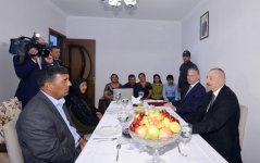 Prezident İlham Əliyev: Gün gələcək, Azərbaycan bayrağı Şuşada da qaldırılacaq (FOTO)