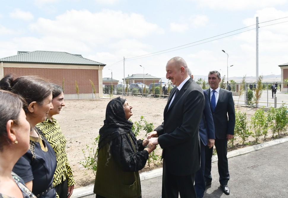 Prezident İlham Əliyev: Gün gələcək, Azərbaycan bayrağı Şuşada da qaldırılacaq (FOTO)