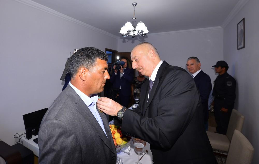 Prezident İlham Əliyev: Gün gələcək, Azərbaycan bayrağı Şuşada da qaldırılacaq (FOTO)