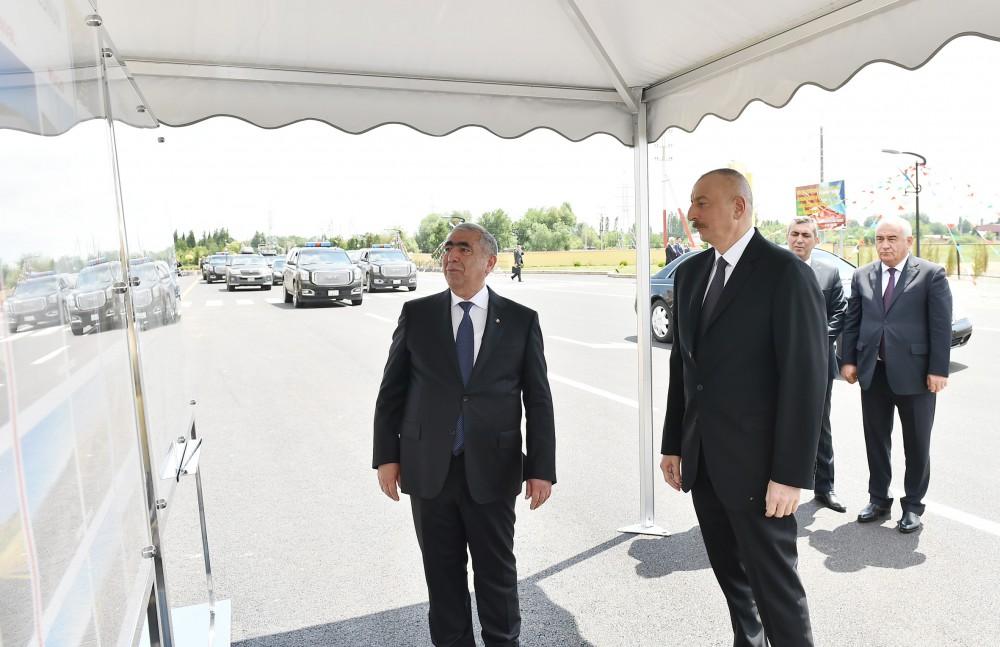 Prezident İlham Əliyev Cocuq Mərcanlı kənd yolunun açılışında iştirak edib (FOTO)