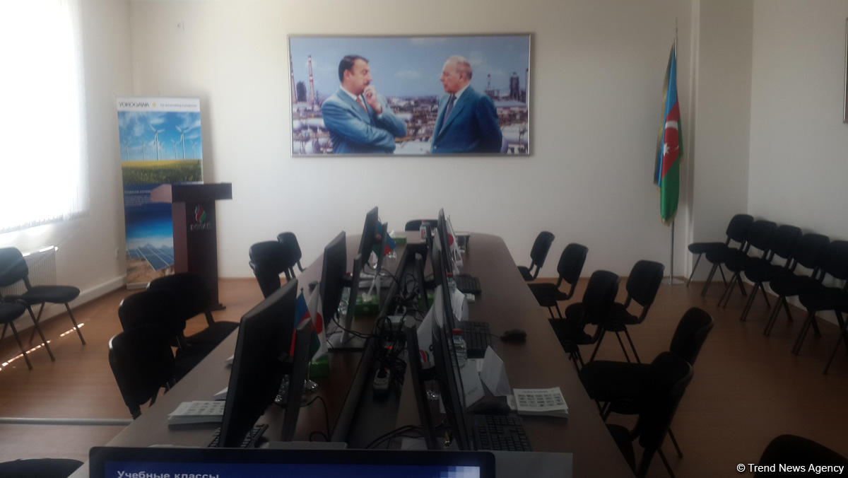 SOCAR-ın Tədris Mərkəzində müasir avtomatik idarəetmə sistemləri üzrə təlim otağının açılışı olub (FOTO)