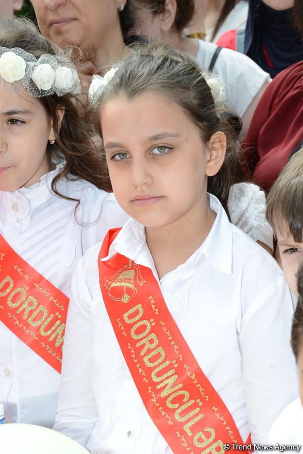 "Son zəng"i çalınanlar (FOTOSESSİYA)
