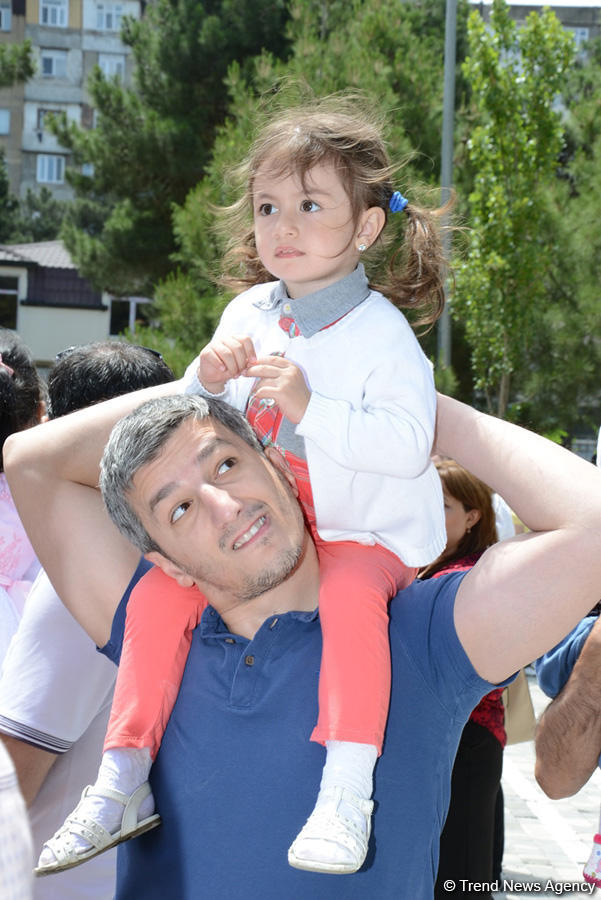 "Son zəng"i çalınanlar (FOTOSESSİYA)