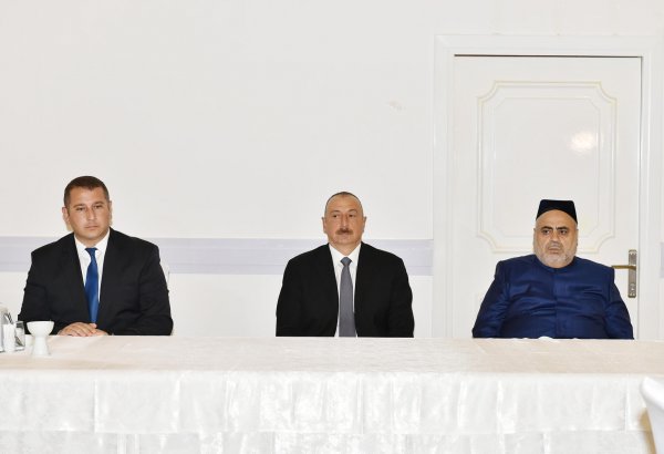 Prezident İlham Əliyev görkəmli alim, akademik Rəfiqə Əliyevanın qırx mərasimində iştirak edib (FOTO)