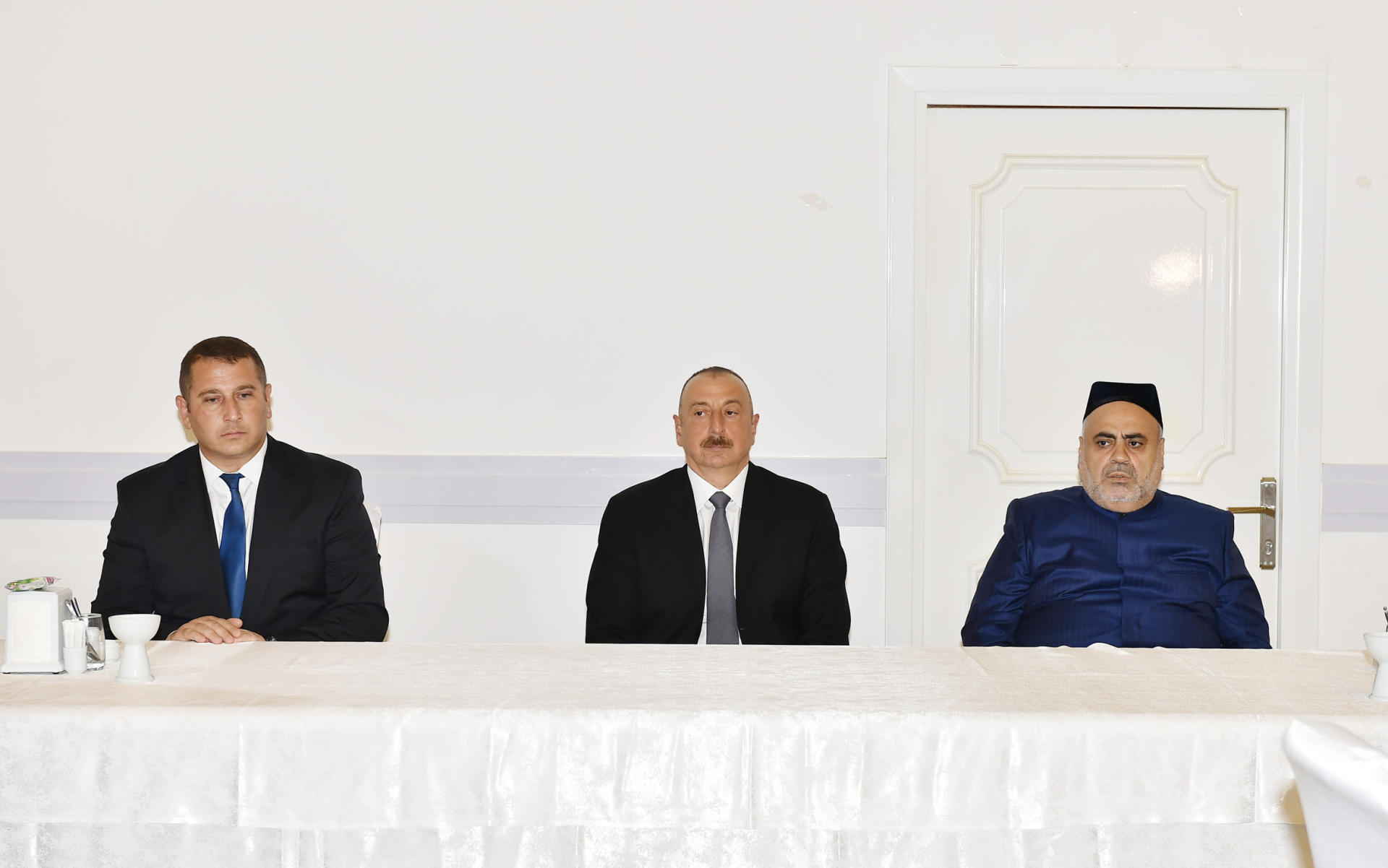 Prezident İlham Əliyev görkəmli alim, akademik Rəfiqə Əliyevanın qırx mərasimində iştirak edib (FOTO)
