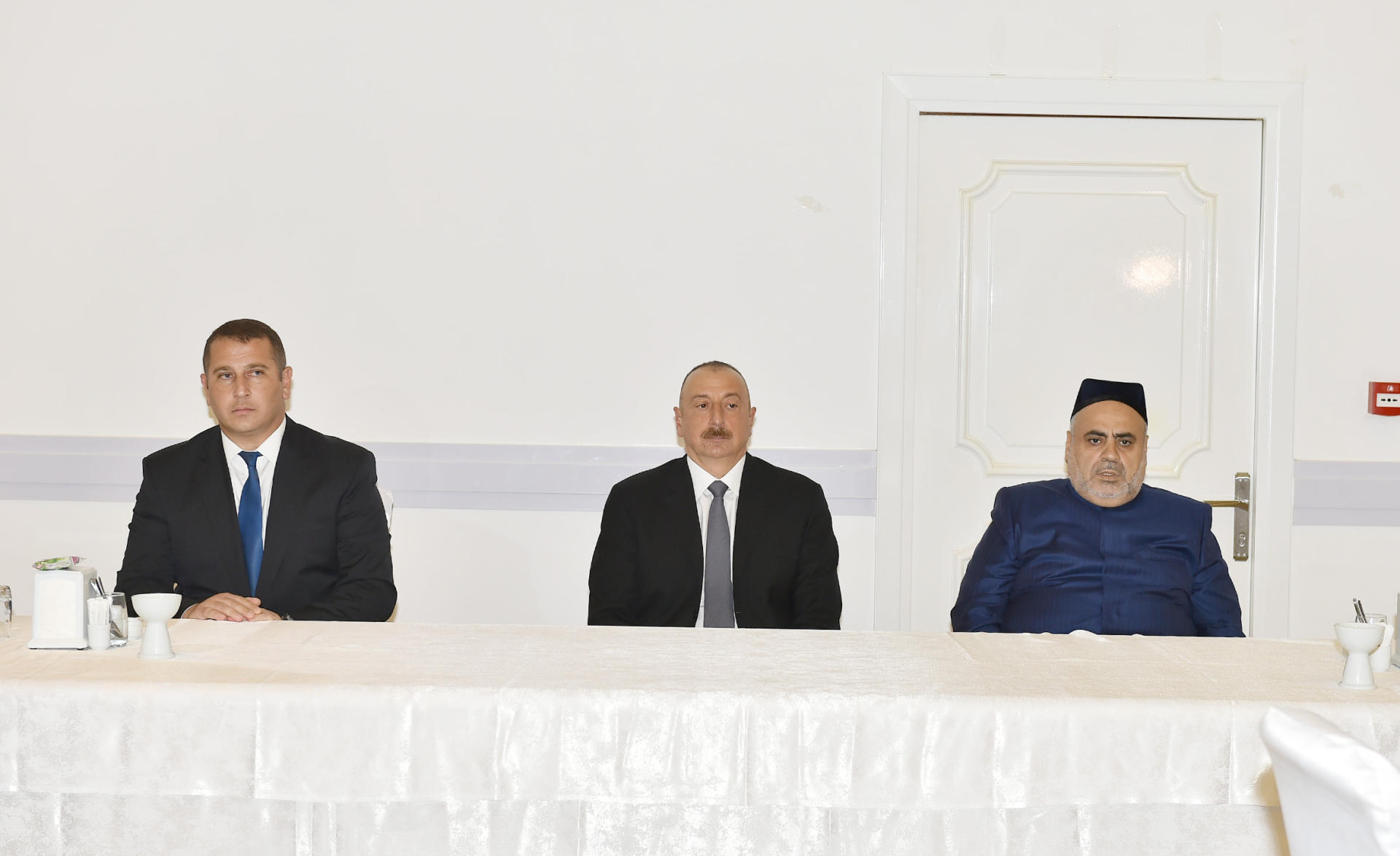 Prezident İlham Əliyev görkəmli alim, akademik Rəfiqə Əliyevanın qırx mərasimində iştirak edib (FOTO)