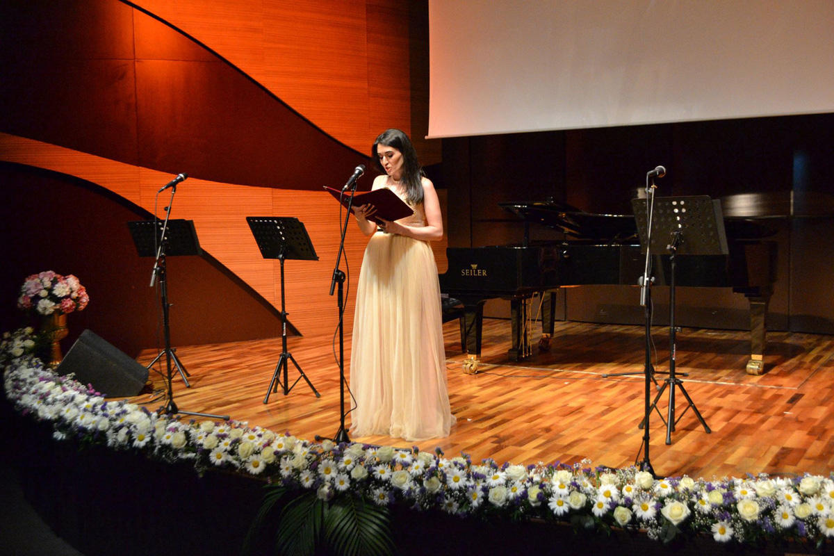 Beynəlxalq Muğam Mərkəzində Qurtuluş gününə həsr olunmuş konsert keçirilib (FOTO)