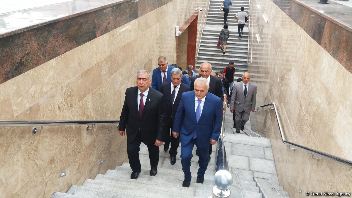 Hüseyn Cavid prospektində yeni piyada keçidi açıldı (FOTO)