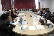 Bakıda ekspertlər Rusiya-Azərbaycan münasibətlərini müzakirə edir (FOTO)