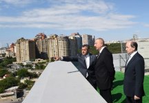 Prezident İlham Əliyev Nərimanov Rayon Məhkəməsinin yeni inzibati binasının açılışında iştirak edib (YENİLƏNİB) (FOTO)