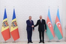 Moldova Prezidenti İqor Dodonun rəsmi qarşılanma mərasimi olub (FOTO)