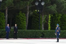 Moldova Prezidenti İqor Dodonun rəsmi qarşılanma mərasimi olub (FOTO)