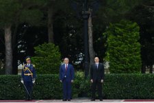 Moldova Prezidenti İqor Dodonun rəsmi qarşılanma mərasimi olub (FOTO)
