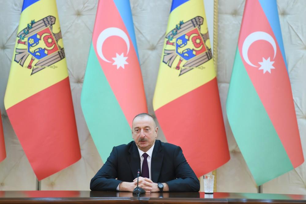 Azərbaycan və Moldova prezidentləri mətbuata bəyanatlarla çıxış ediblər (FOTO) (YENİLƏNİB)