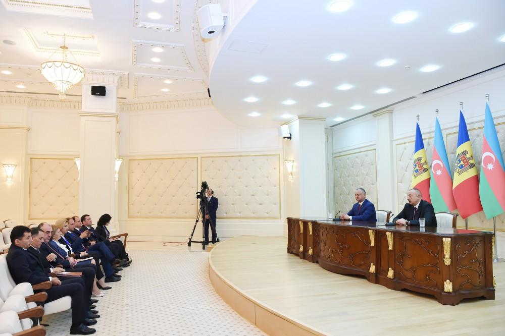 Azərbaycan və Moldova prezidentləri mətbuata bəyanatlarla çıxış ediblər (FOTO) (YENİLƏNİB)