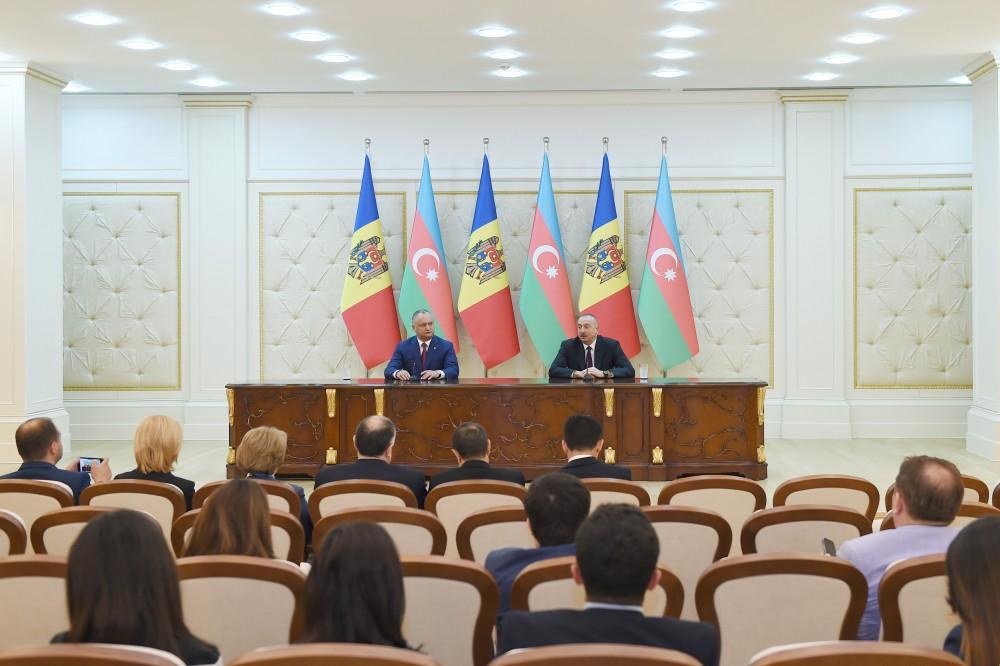 Azərbaycan və Moldova prezidentləri mətbuata bəyanatlarla çıxış ediblər (FOTO) (YENİLƏNİB)