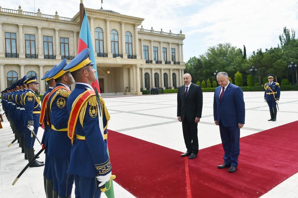 Moldova Prezidenti İqor Dodonun rəsmi qarşılanma mərasimi olub (FOTO)