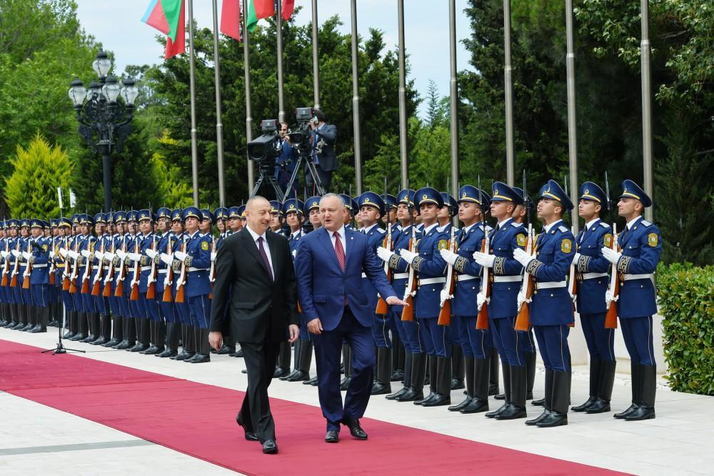 Moldova Prezidenti İqor Dodonun rəsmi qarşılanma mərasimi olub (FOTO)