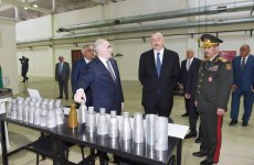 Prezident İlham Əliyev tank əleyhinə əl qumbaraatanı üçün atəş yığımları istehsalı zavodunun açılışında iştirak edib (FOTO)