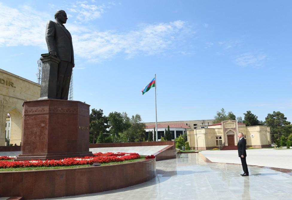 Prezident İlham Əliyev Şirvan şəhərinə səfərə gəlib (FOTO)