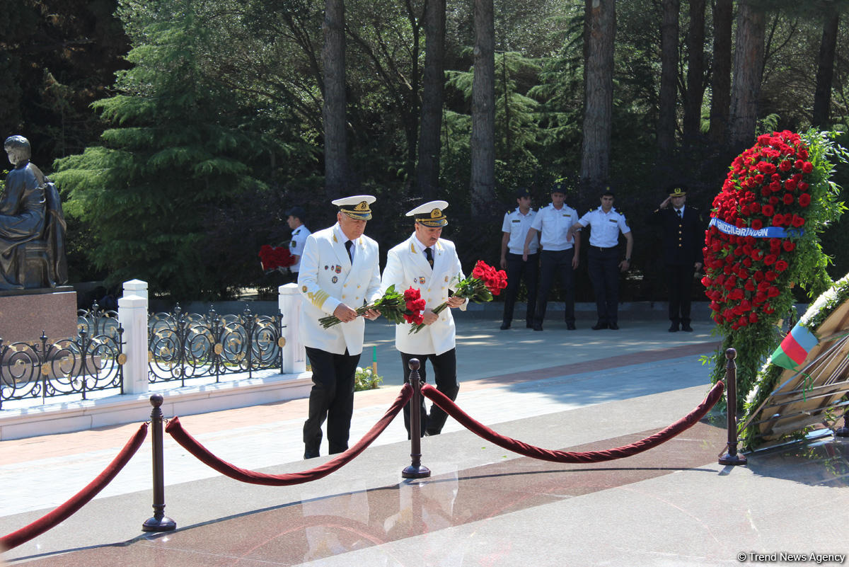 Dənizçilər peşə bayramlarını qeyd edirlər (FOTO)