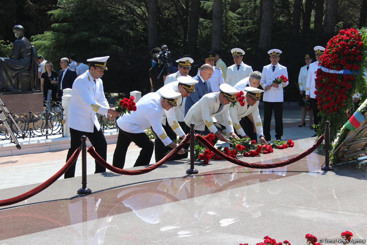 Dənizçilər peşə bayramlarını qeyd edirlər (FOTO)