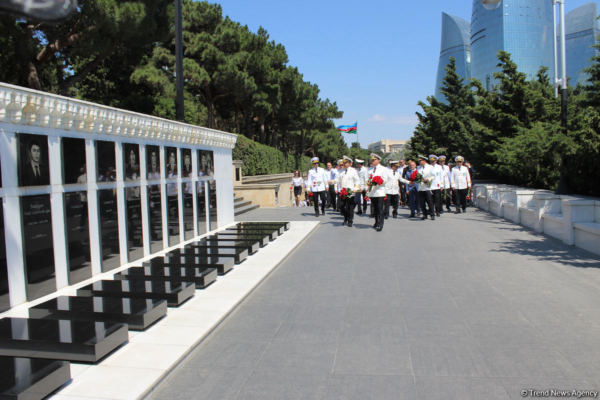 Dənizçilər peşə bayramlarını qeyd edirlər (FOTO)