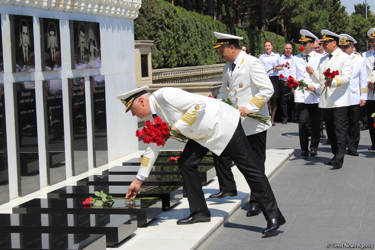 Dənizçilər peşə bayramlarını qeyd edirlər (FOTO)
