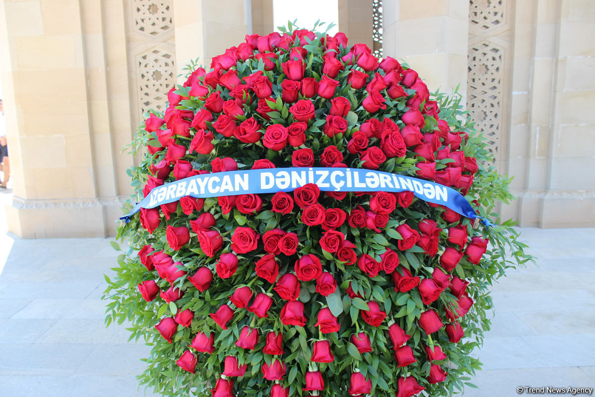 Dənizçilər peşə bayramlarını qeyd edirlər (FOTO)