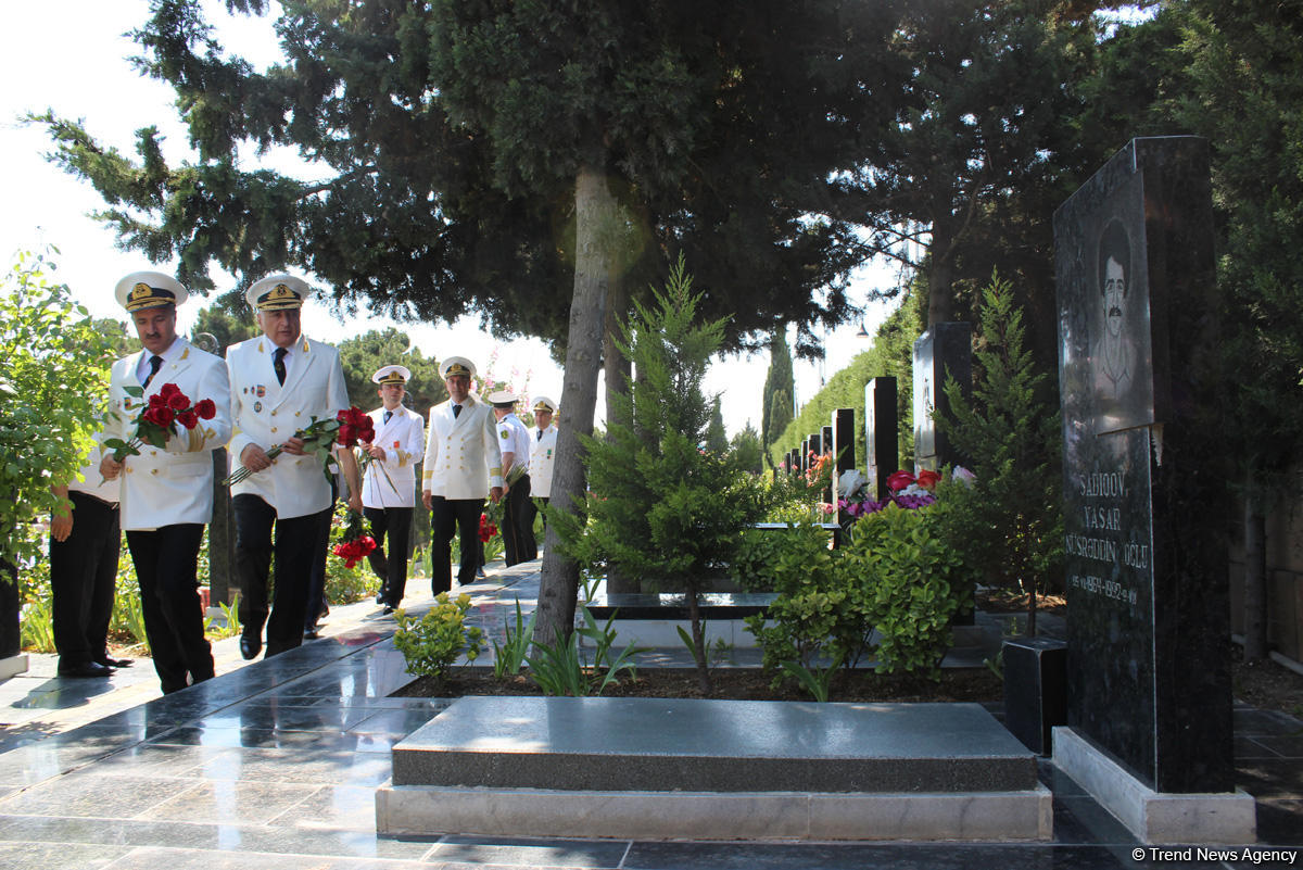 Dənizçilər peşə bayramlarını qeyd edirlər (FOTO)