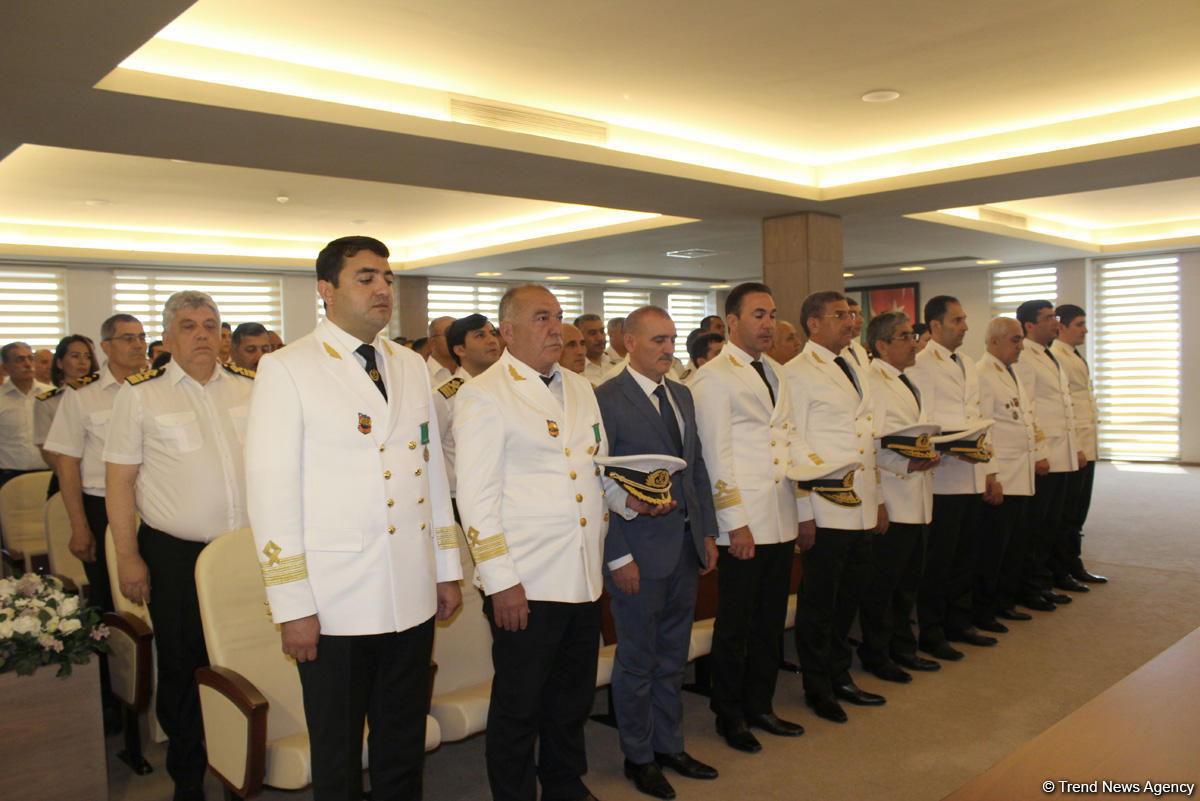 Dənizçilər peşə bayramlarını qeyd edirlər (FOTO)