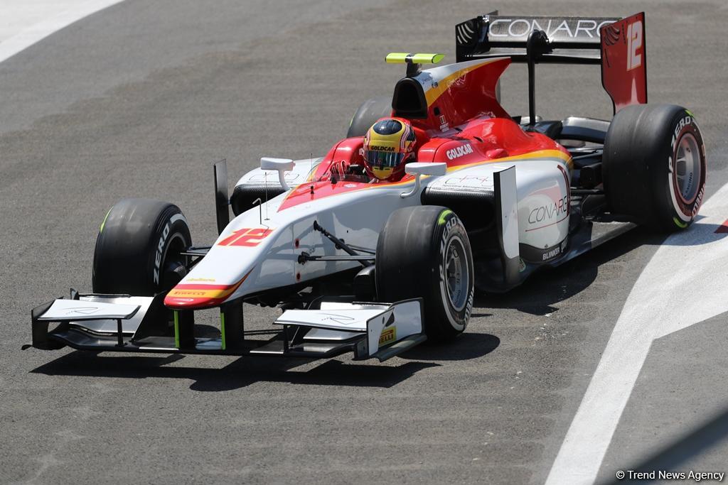 Bakıda Formula 2 pilotlarının sərbəst yürüşləri başlayıb (FOTO)