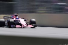 Formula 1 pilotlarının sonuncü sərbəst yürüşü başladı (FOTO)