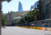 Formula 1 pilotlarının sonuncü sərbəst yürüşü başladı (FOTO)