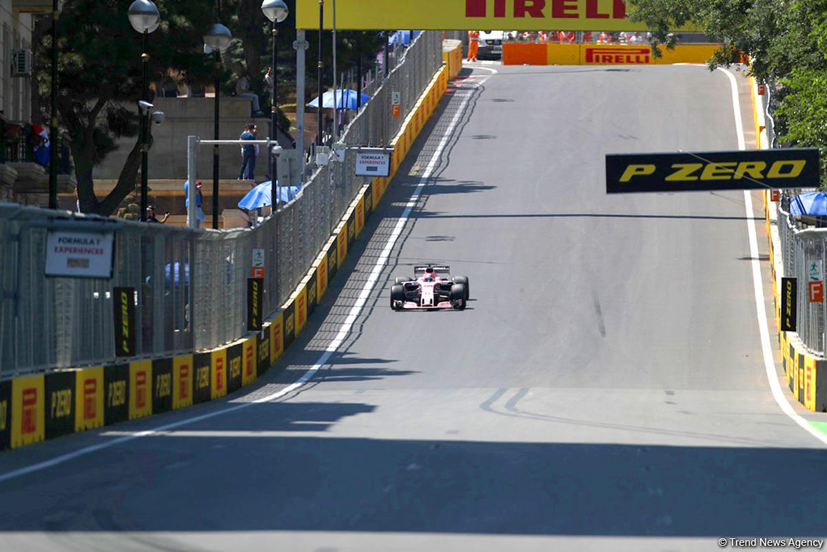 Formula 1-də pilotların üçüncü sərbəst yürüşü (FOTO)