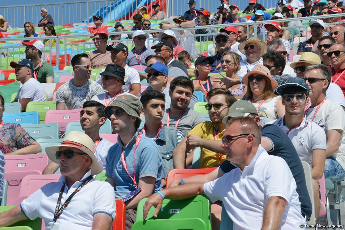 Formula 1-də pilotların üçüncü sərbəst yürüşü (FOTO)