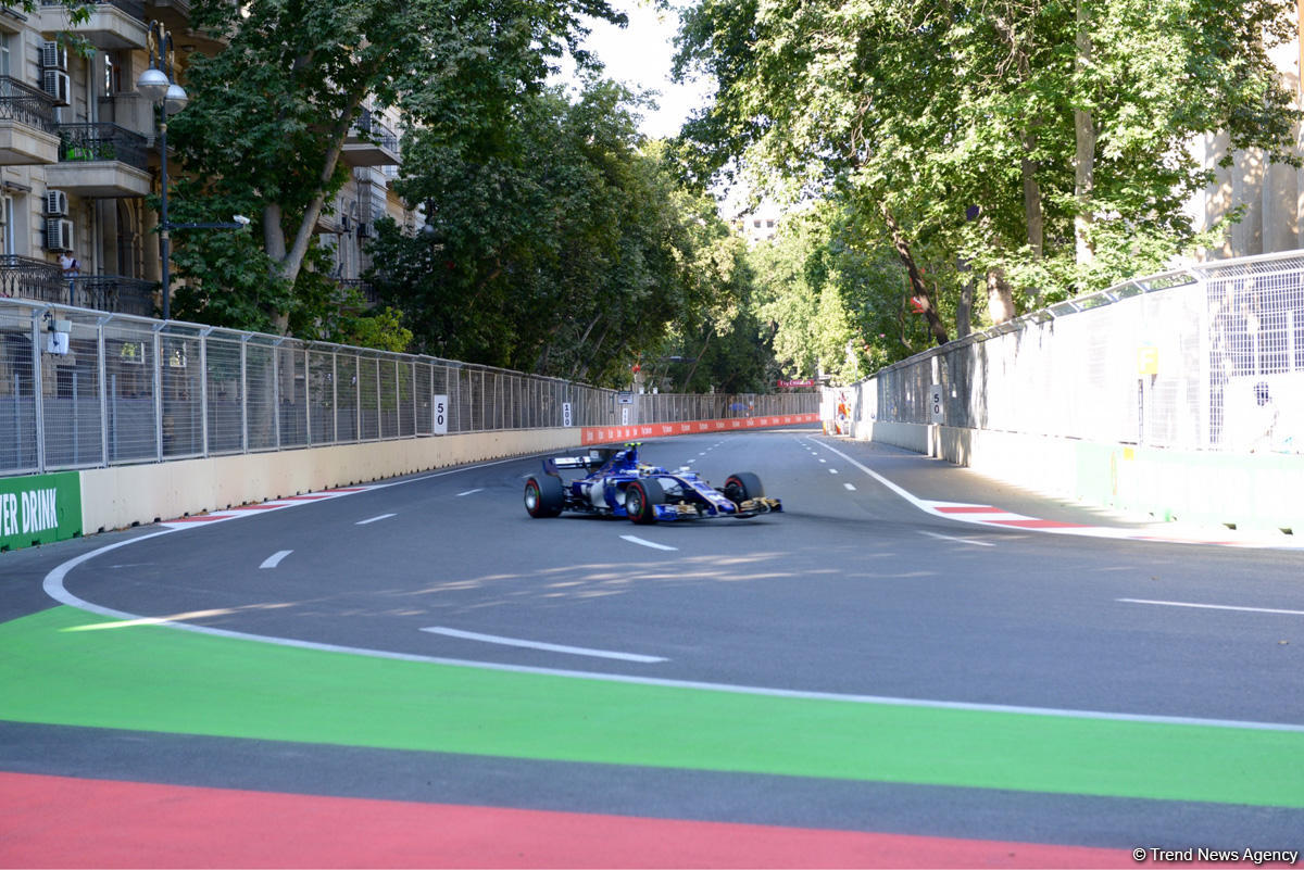 Formula 1 pilotlarının təsnifat mərhələsindən FOTOSESSİYA