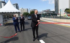 Prezident İlham Əliyev Bakıda yeni salınan yolun açılışında iştirak edib  (FOTO)